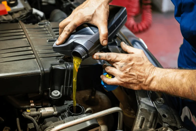 mobile oil change filling premium oil